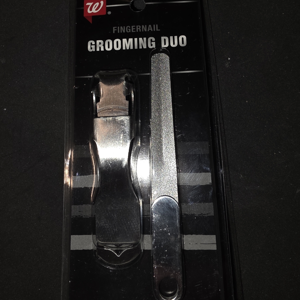 Silver Fingernail Grooming Duo